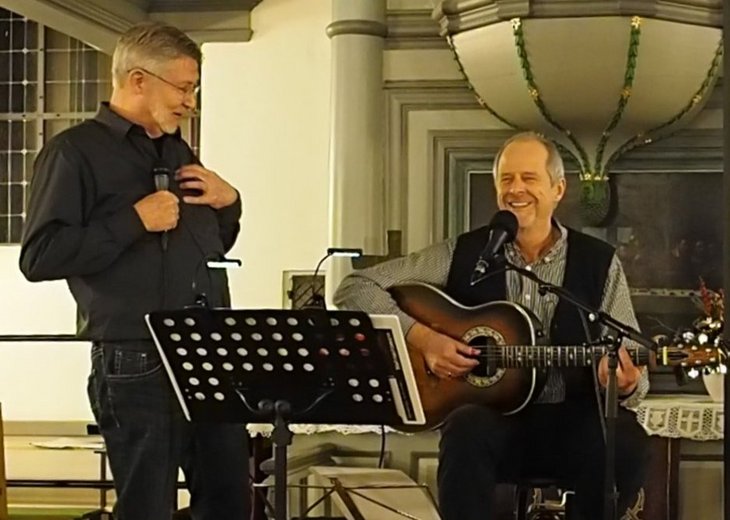 Link: Gemeinsames Weihnachtssingen in der evangelischen Kirche in Witzhelden
