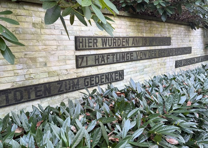 Link: 19. April: Gedenkveranstaltung am Wenzelnberg erinnert an Ermordung von 71 Menschen durch das Nazi-Regime