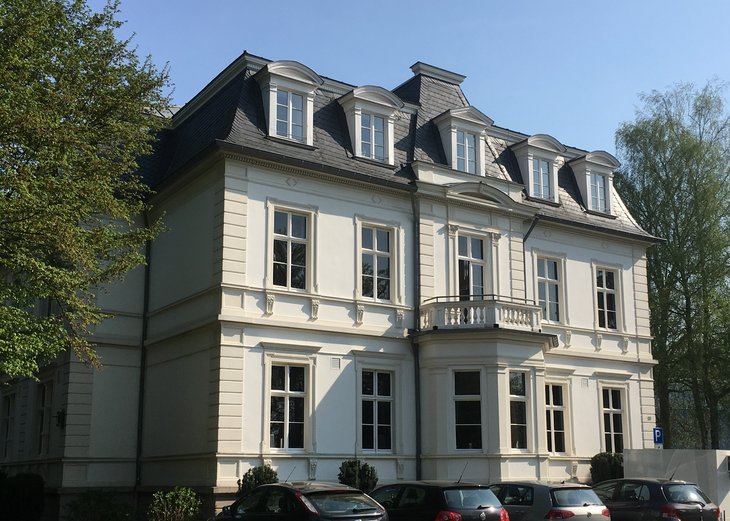Link: Denkmalgerechte Sanierung des Bürgerhauses während der Sommerferien